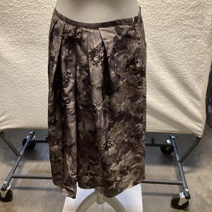 Calvin Klein size 4 printed skirt